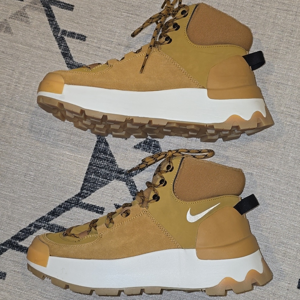 Nike City Classic Sneaker Boots Wheat Camel Tan Brown - Size 8 NWOT No Box - Picture 5 of 15